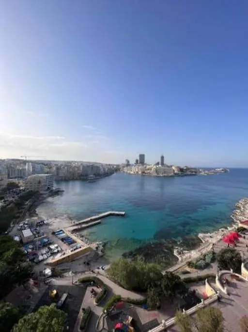 Spacious And Lovely Seaview Apt Sliema