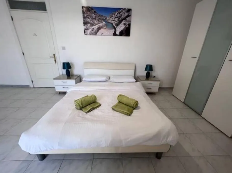 Apartment Spacious And Lovely Seaview Apt Sliema
