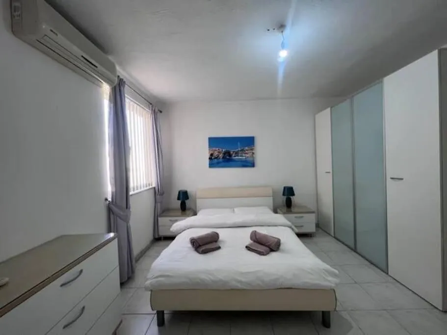 Spacious And Lovely Seaview Apt Sliema 0*,  Malta
